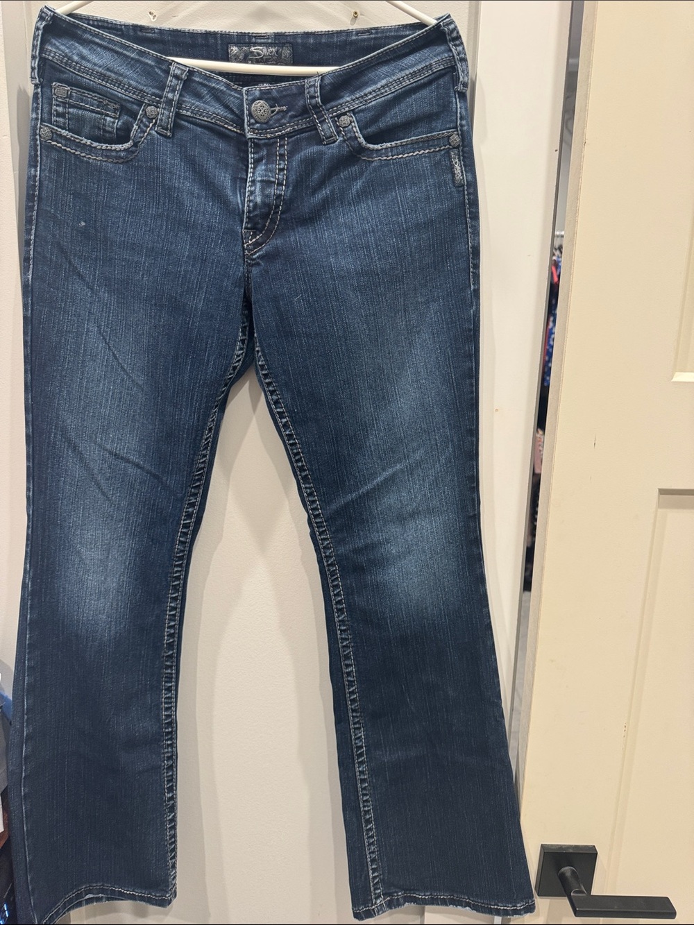 Silver Suki Surplus Dark Wash Bootcut Jeans length 32